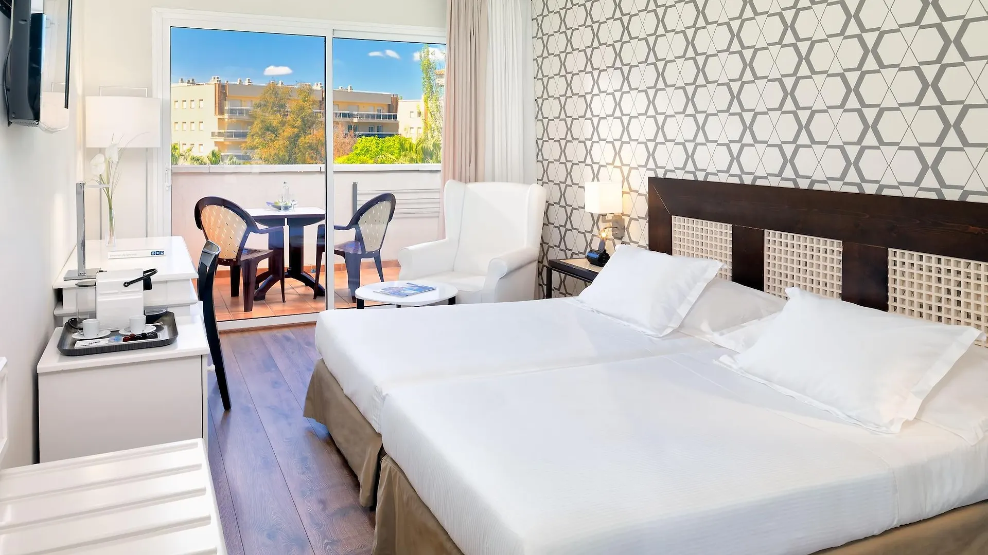 H10 Salauris Palace Salou 4*,  Spain